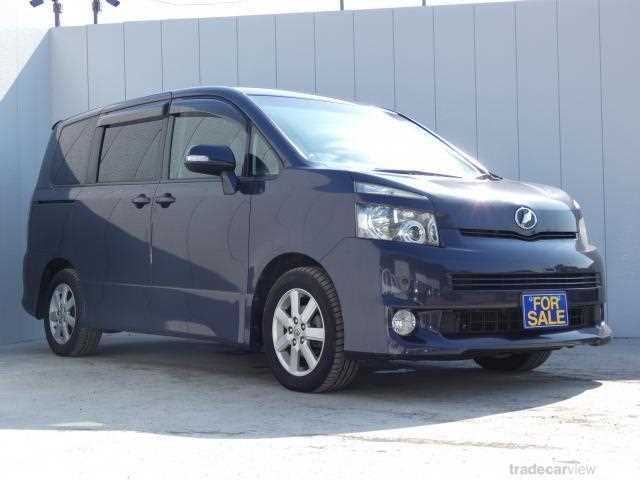 2007 Toyota Voxy