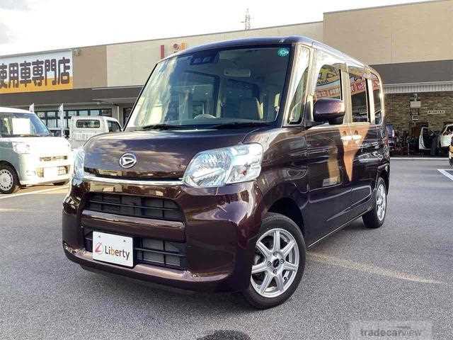 2017 Daihatsu Tanto