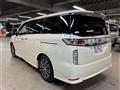 2014 Nissan Elgrand