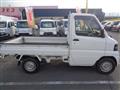 2009 Mitsubishi Minicab Truck