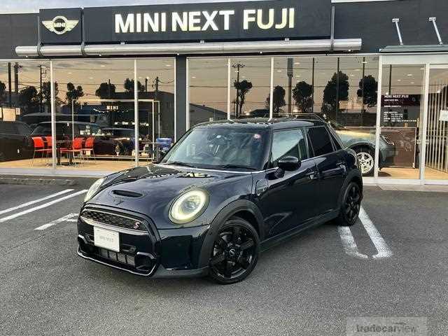 2021 BMW MINI