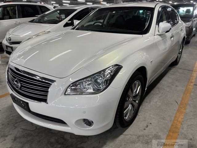 2014 Nissan Fuga