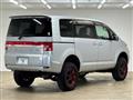 2007 Mitsubishi Delica D5