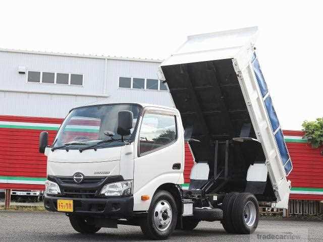 2017 Hino Dutro