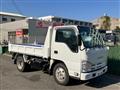 2013 Isuzu Elf Truck