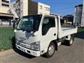 2013 Isuzu Elf Truck