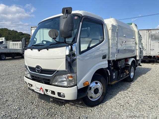 2015 Hino Dutro