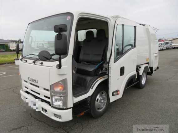 2013 Isuzu Elf Truck