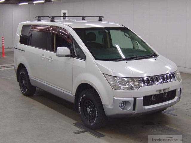 2010 Mitsubishi Delica D5