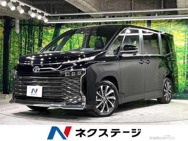 2022 Toyota Voxy