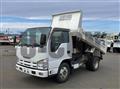 2013 Isuzu Elf Truck