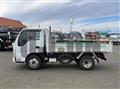 2013 Isuzu Elf Truck