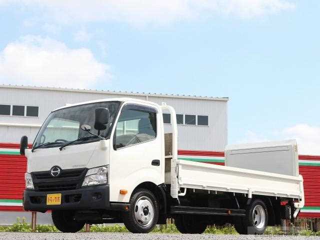 2017 Hino Dutro