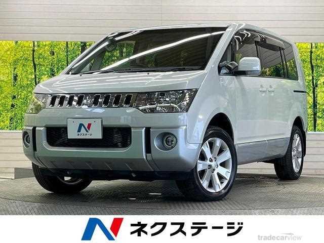 2015 Mitsubishi Delica D5