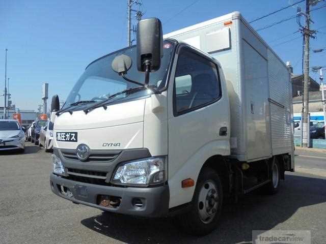 2018 Toyota Dyna Truck