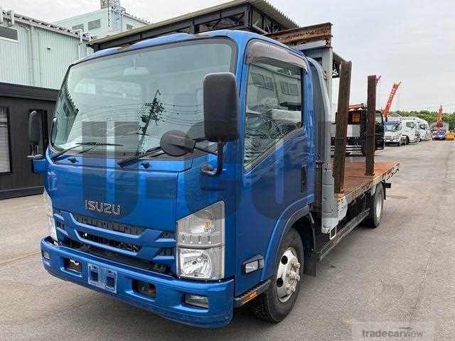 2020 Isuzu Elf Truck