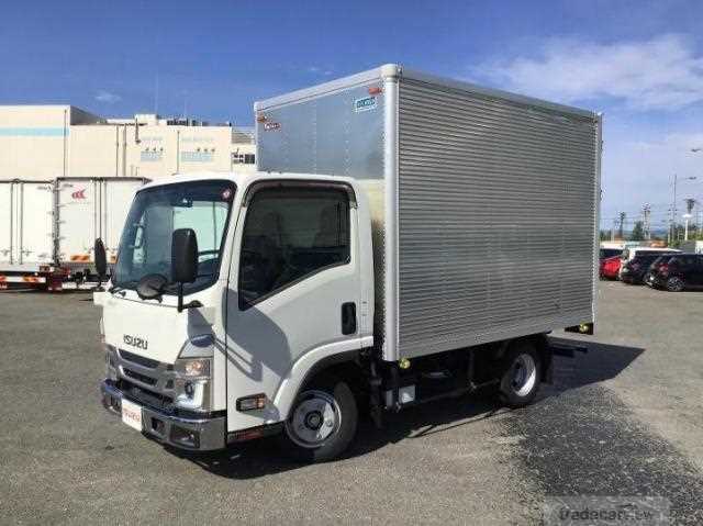 2021 Isuzu Elf Truck