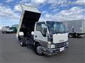 2020 Isuzu Elf Truck