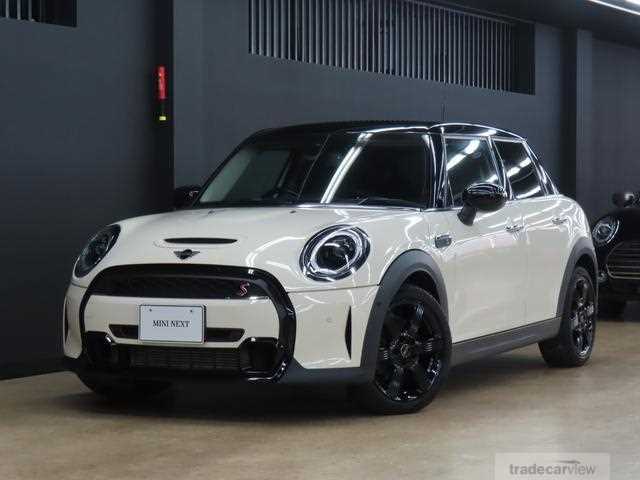 2021 BMW MINI