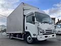 2022 Isuzu Elf Truck