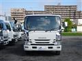 2016 Isuzu Elf Truck