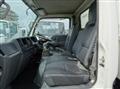 2017 Isuzu Elf Truck