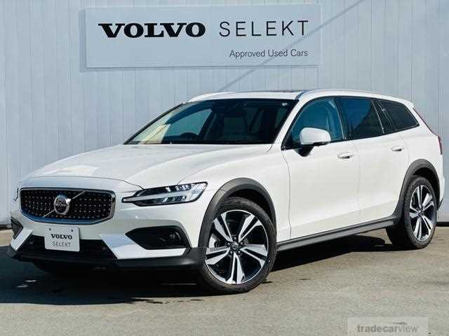 2023 Volvo V60