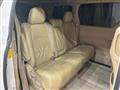 2013 Toyota Alphard G