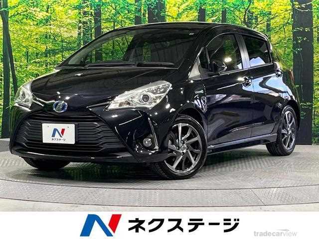 2017 Toyota Vitz