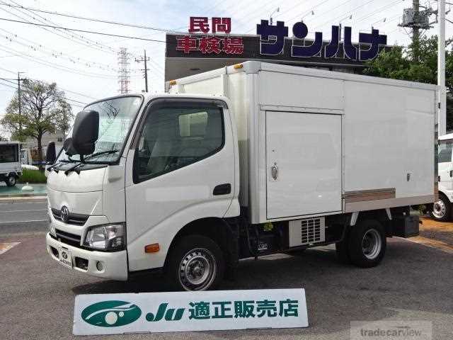 2017 Toyota Dyna Truck