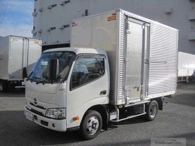 2022 Hino Dutro