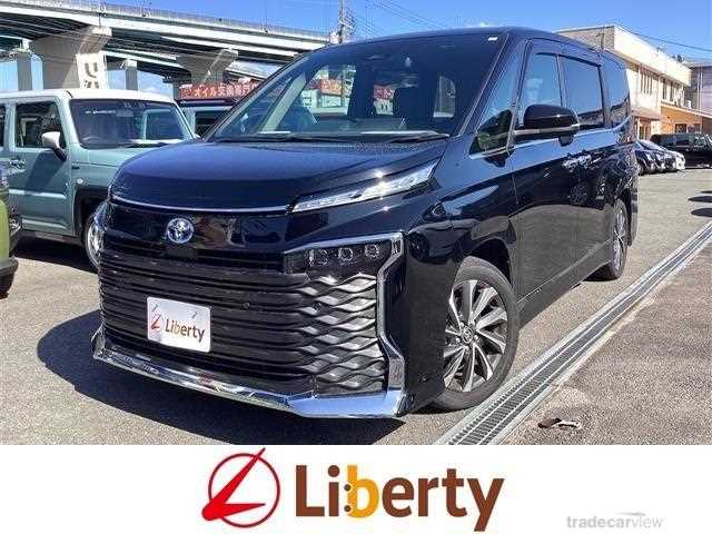 2023 Toyota Voxy