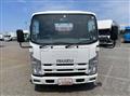 2013 Isuzu Elf Truck