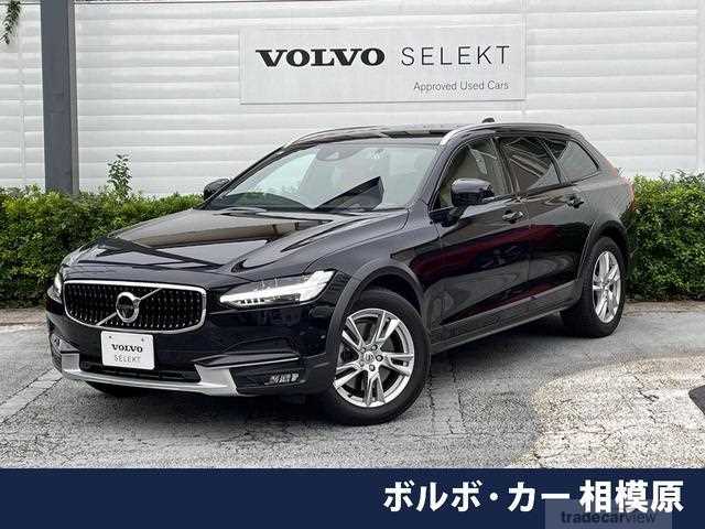 2017 Volvo V90