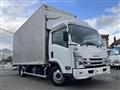 2022 Isuzu Elf Truck