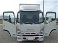 2022 Isuzu Elf Truck