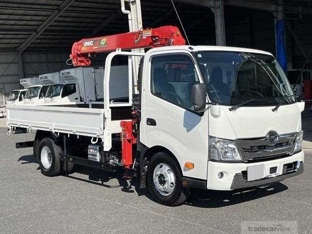 2024 Hino Dutro