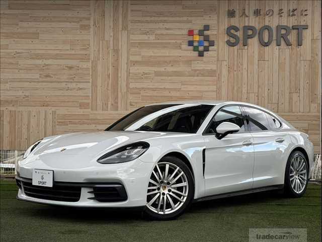 2018 Porsche Panamera