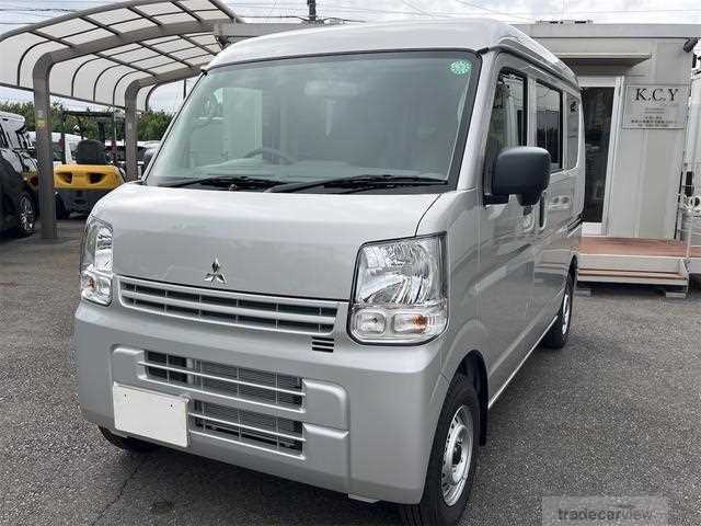 2024 Mitsubishi Minicab Van