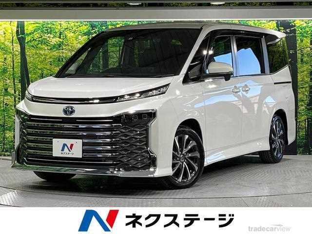 2022 Toyota Voxy