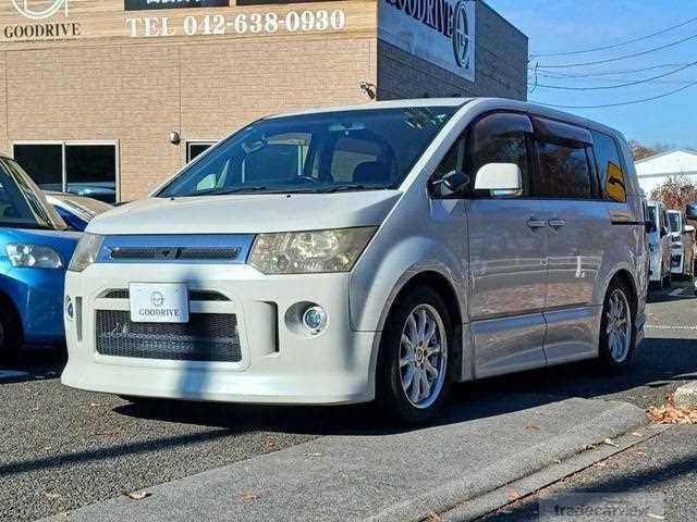 2007 Mitsubishi Delica D5