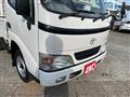 2004 Toyota Dyna Truck