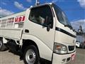 2004 Toyota Dyna Truck