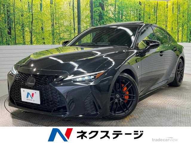 2022 Lexus IS