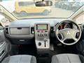 2009 Mitsubishi Delica D5