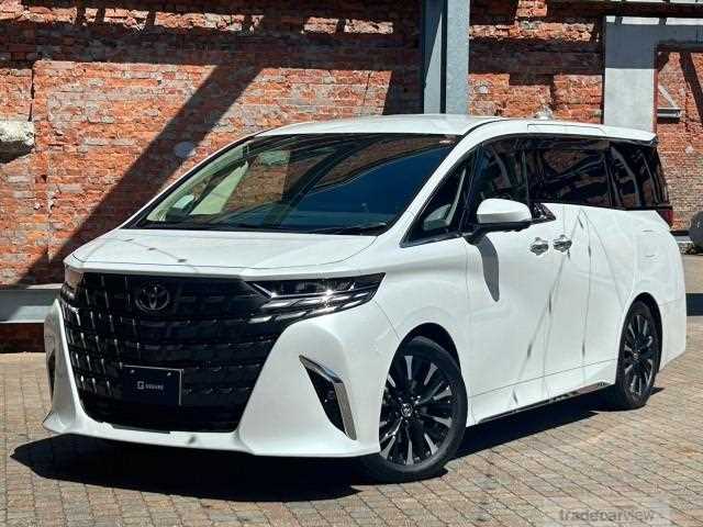 2023 Toyota Alphard Hybrid