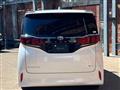 2023 Toyota Alphard Hybrid