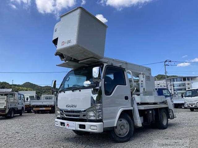 2008 Isuzu Elf Truck