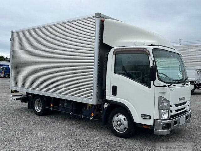 2019 Isuzu Elf Truck