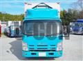 2013 Isuzu Elf Truck